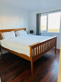 Falcon Love Shack - 1