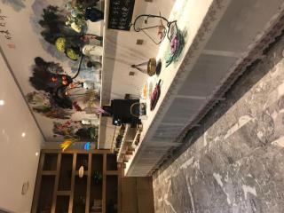 East Queen Hotel (Xi'an Beimen Metro Station) - 8