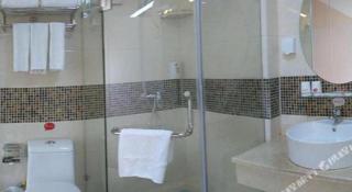 Thank Inn Plus Hotel Zhuhai Nanping pedestrian Street Huafa shopping Center - 5