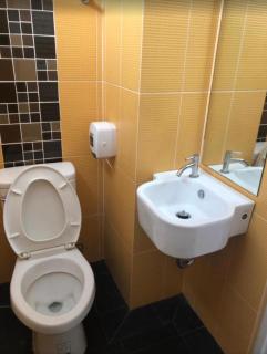 The Northeast Hotel - 7