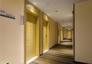 City Comfort Inn Liuzhou High-speed Railway Station Entrance - 1