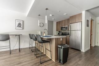 Sophari Downtown Bellevue Suites - 3