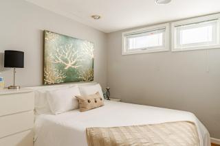Stunning Home, Epic Game Room, Prime Location - 3