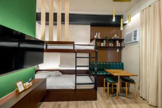 THE STUDIO by The Hiltons - 0