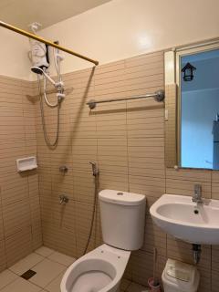 2600 CozyNook Transient Inn - 1