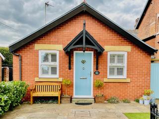 1 Bed in Lytham St Annes 86044 - 0