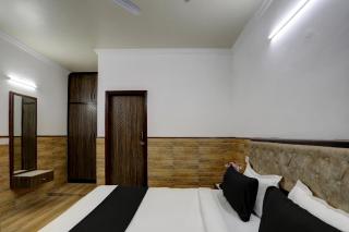 Hotel O POONAM VILLA - 8