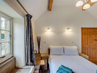 2 Bed in Hartington PK763 - 3