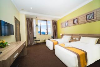 HIG Hotel & Convention - 6