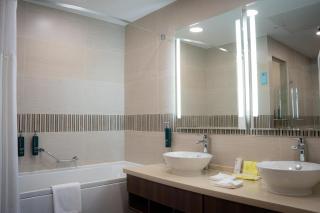 Hilton Garden Inn Astana - 3