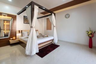 Alaya Stays, Rainmist 4-BHK Pet-Friendly Villla with Pool - 3