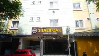 Indigo Line Hotel-Cafe-Niloufer-Lakdikapul - 4