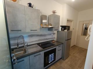 Dafni Nuovo appartamento accogliente funzionale in centro paese - 5