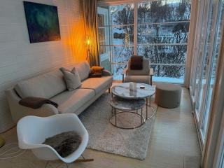 Breathe - Seafront Holiday Home with Open Sea Views - 4