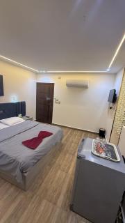 Anubis three pyramids hotel - 1