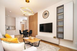 Sand Boho Harmony Luxury - AC Parking & Balcony - by UniqueRent - 8