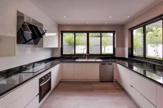 Vantara Villa with Travel Temple - 3