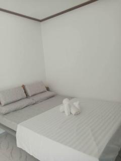 Altheas Guesthouse - 6