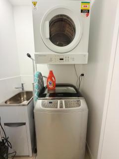 Hope St Staycation Pool Gym Sauna Parking M30 - 3