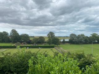 Beautiful boutique studio flat in town centre - 3