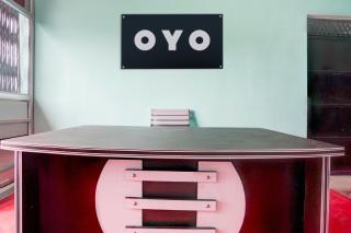 SPOT ON THE HOTEL PARADISE - 1