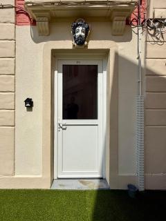 P01 Grand appartement proche gare cinéma jacuzzi RDC sur cour privative - 3