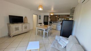 gite de l'ille, avec terrasse et parking privé - 2