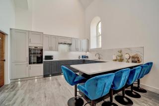 6 Bed in High Bonnybridge oc-b36040 - 1