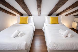 Plaza Mayor City Center Apartment - 3