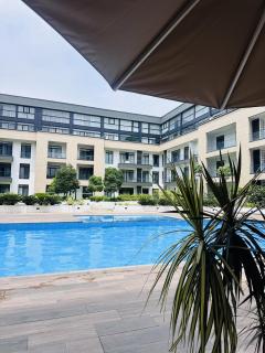 Icon Luxury Apartments at Embassy Gardens - 9