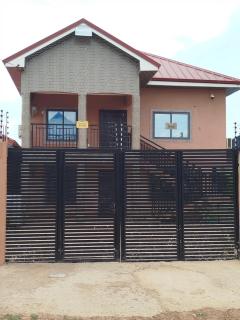 Reggies Residence and Apartments - 2