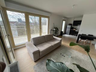 Jacuzzi Rooftop 80m2 - 6 people - Metro 2 min - 7