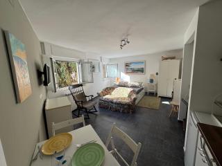 Independent studio apartment in Nervi Genoa - 2