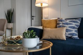 central! work friendly apartment & 2x2m Bed - 3