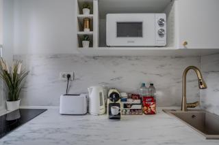 central! work friendly apartment & 2x2m Bed - 2