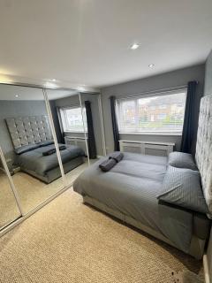 Entire House - Ideal for UHW-Events-Stadium-City-Bay - 4
