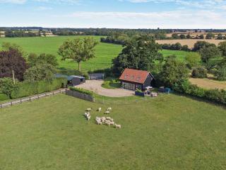 1 Bed in Mendlesham Green 83463 - 8