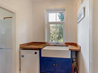 4 Bed in Friog 42772 - 1