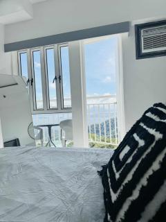 Cityland tagaytay 17th floor Taal view - 7