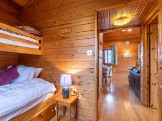 2 Bed in Higher Clovelly 00358 - 1