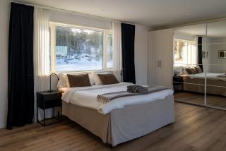 Luxury 3 Bedroom Modern House in Nature - 4