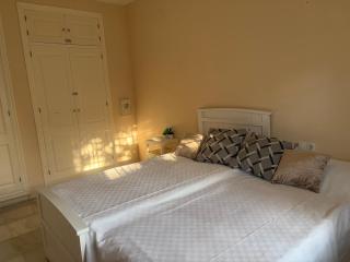 Cortijo villa with a pool and golf - 4