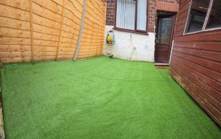 Machester Oldham Accomodation-Sleeps 6 -2BR - 6