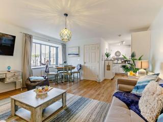 3 Bed in Charlestown 90218 - 8