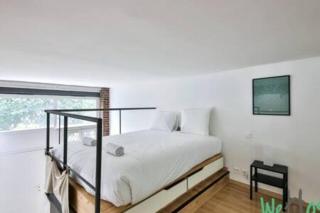 WeHost - Loft design au cœur du Marais – 4 voyageurs - 8