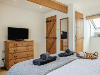 2 Bed in Godshill IC149 - 2