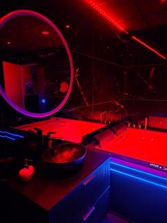 Hollywood Spa Jacuzzi - Cinéma - 3