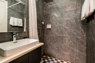 The Meredian Villa C by tisyastays - 1