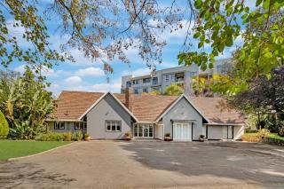 ZinziLuxe Guest House - 9