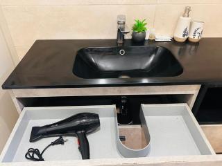 Pinterest Inspired 2BR Condo - Elysium Towers - 1